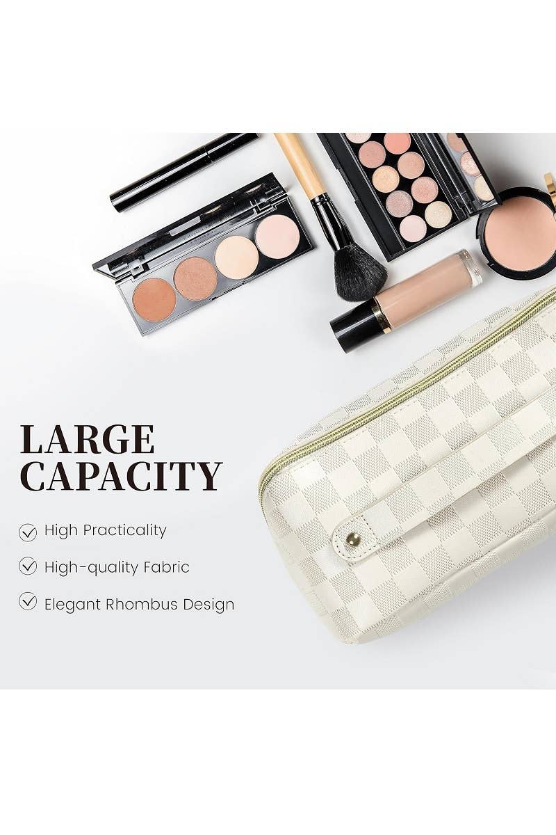 `.SI-25928 Vegan Leather Checkered Makeup Bag